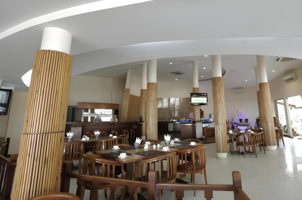 Hotel Putri Duyung Ancol Yakarta Exterior foto