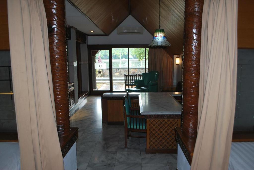 Hotel Putri Duyung Ancol Yakarta Exterior foto