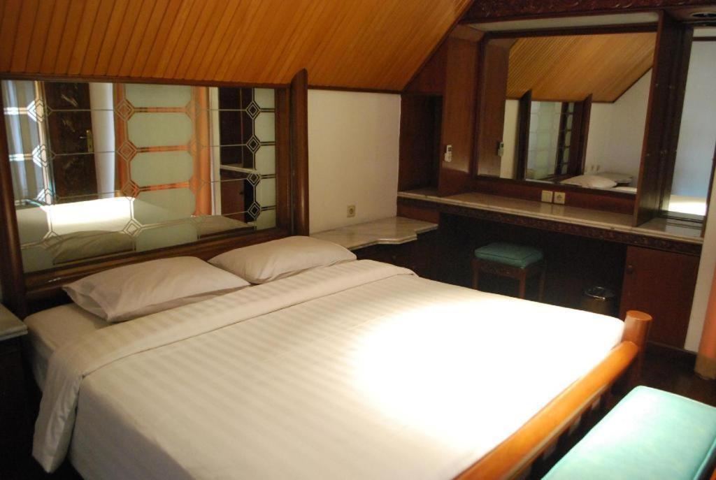 Hotel Putri Duyung Ancol Yakarta Exterior foto